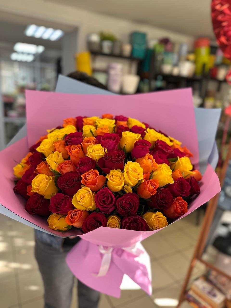 Букет из 101 кенийской розы 50 см Букет из 101 кенийской розы 50 см