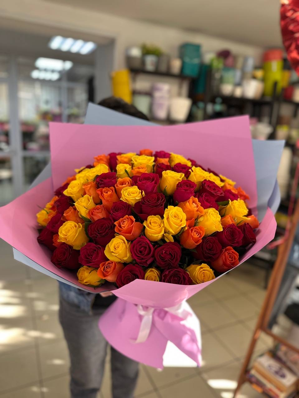 Букет из 101 кенийской розы 50 см Букет из 101 кенийской розы 50 см
