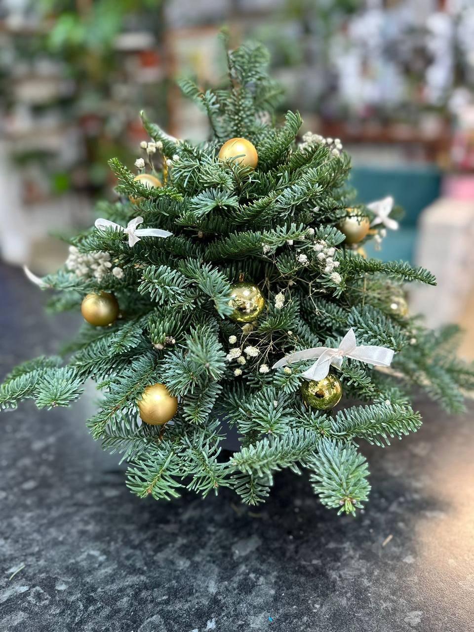 Новогодняя елка с игрушками Новогодняя елка с игрушками