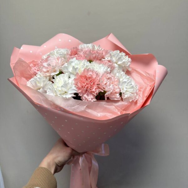 Букет из 19 диантусов